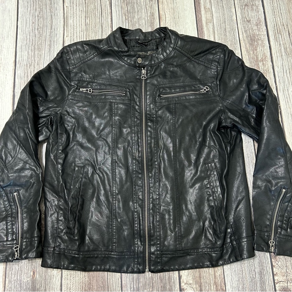 Vintage Wilsons Cycle Men’s Size L Black Full Zip Faux Leather Biker Jacket